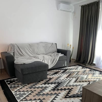 Аренда комфортных 2-комнатных апартаментов 52 м² в районе Tomis Nord, Констанца, Румыния